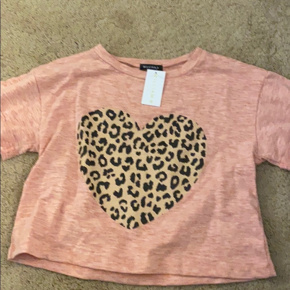 William B never worn pink crop cheetah heart tee